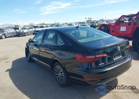 2021 Volkswagen Jetta 1.4T R-Line/1.4T S/1.4T Se z USA, uszkodzony, nr VIN 3VWC57BU5MM049749